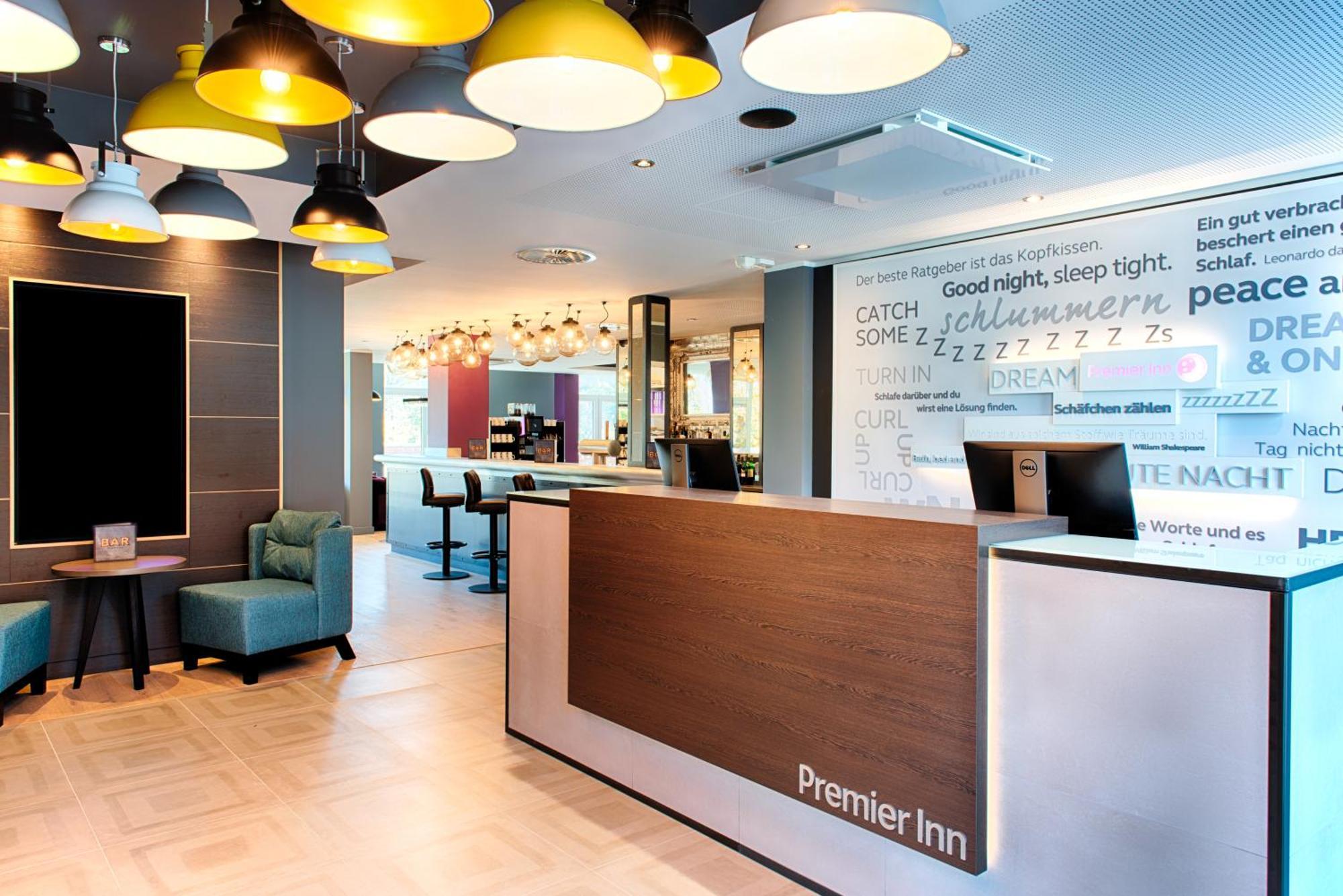 Premier Inn Luebeck City Stadtgraben Zewnętrze zdjęcie